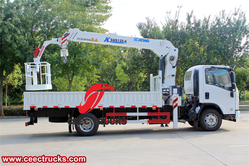 ISUZU 700P crane truck with aerial bucket