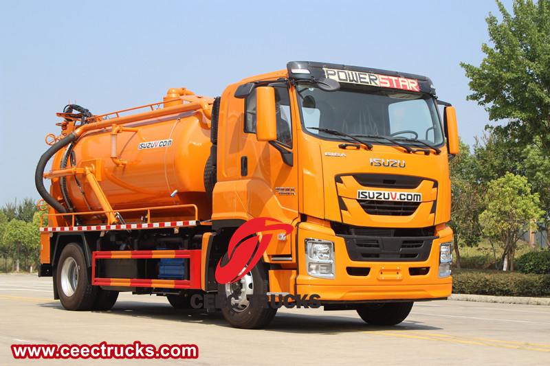 Isuzu FVR GIGA combined jetting truck