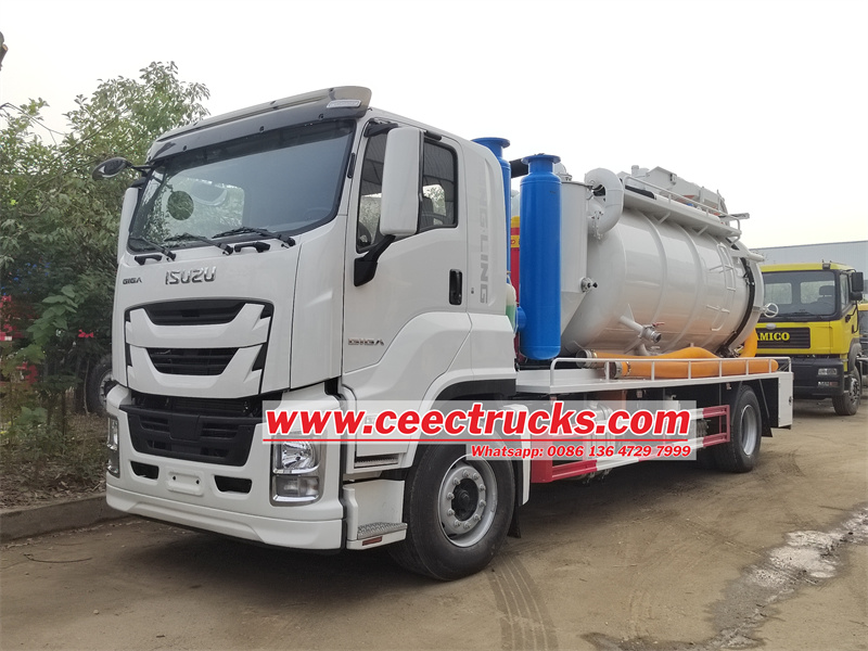 Isuzu giga combined sewer jetting vacuum truck