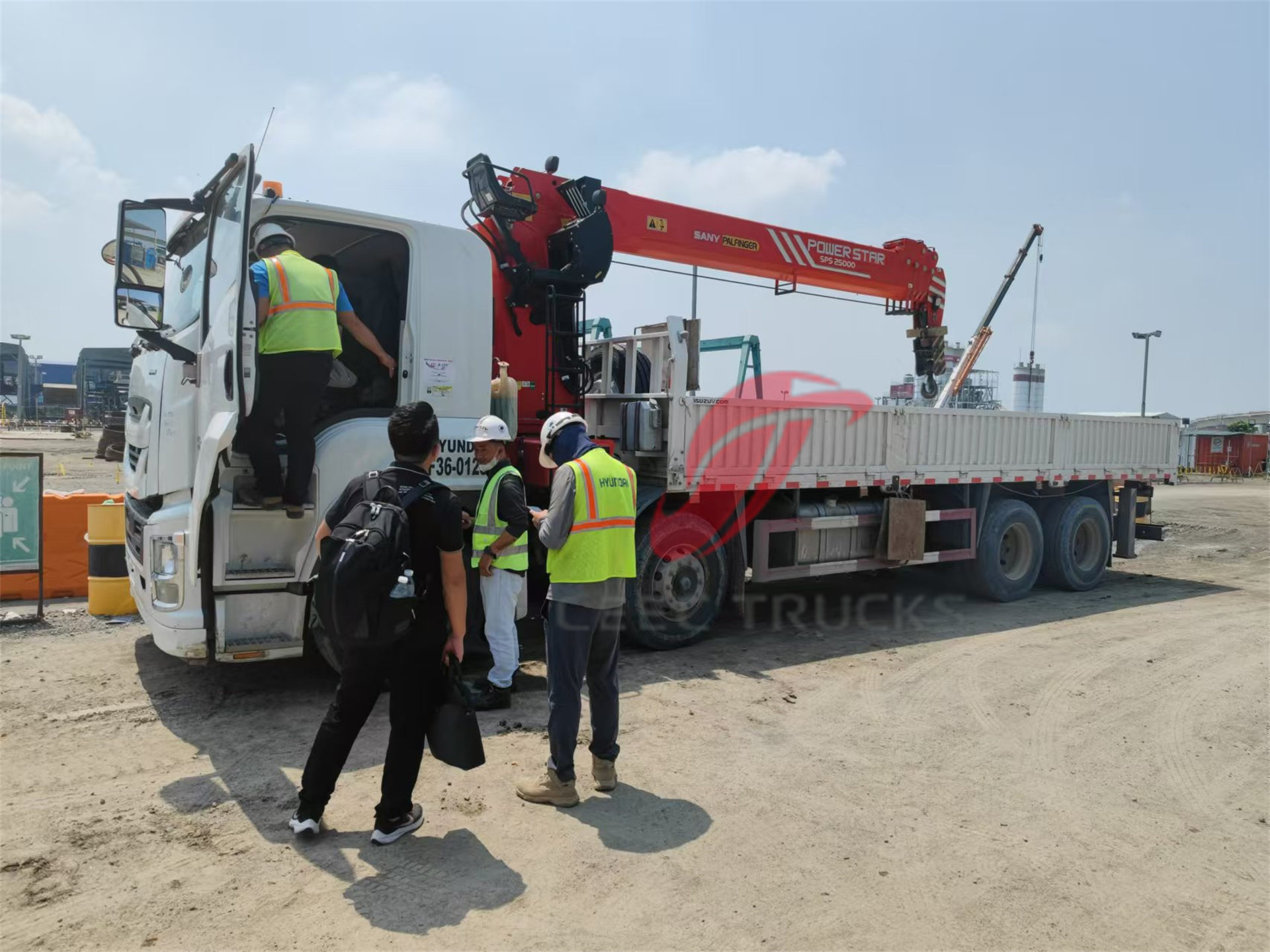 isuzu crane truck