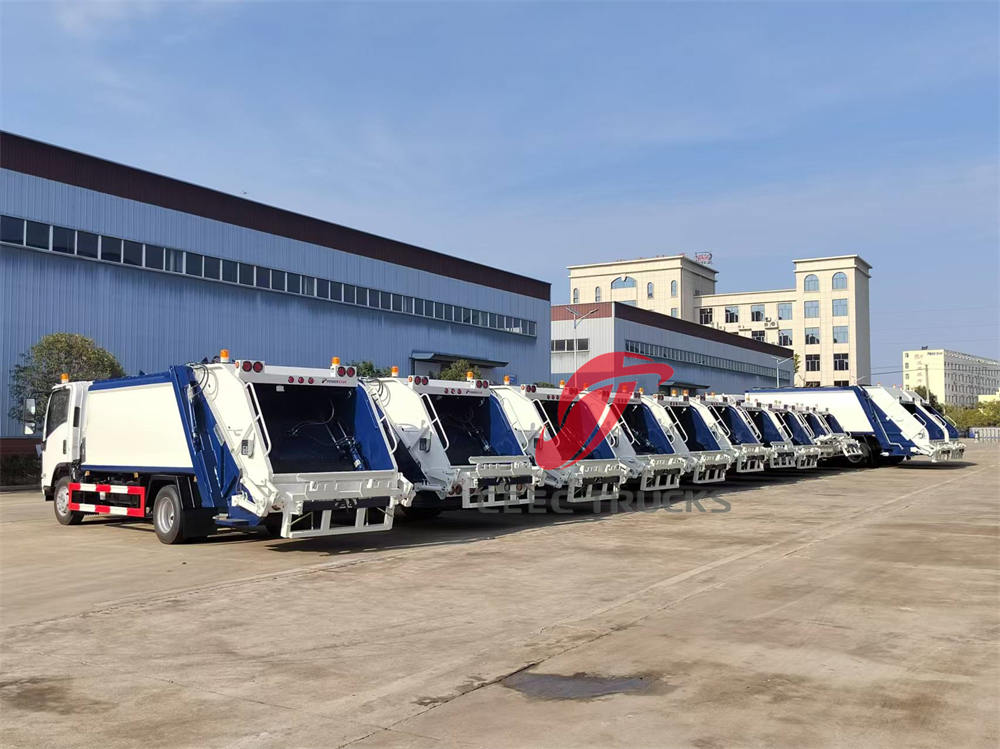 isuzu rear loader garbage truck