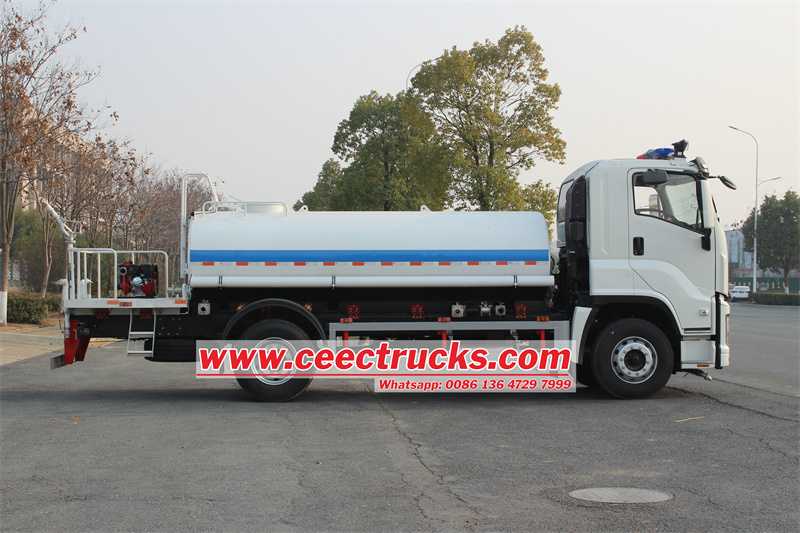 Isuzu FTR GIGA 10cbm water bowser truck