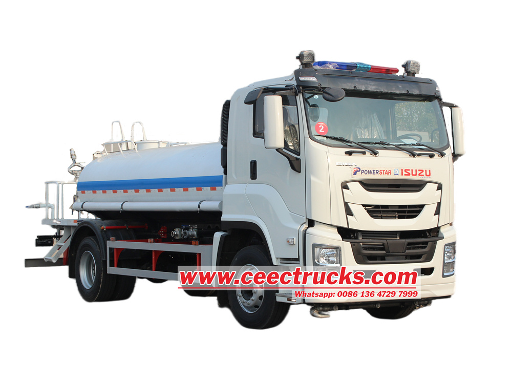 Isuzu FTR 10000 liters water sprinkler truck