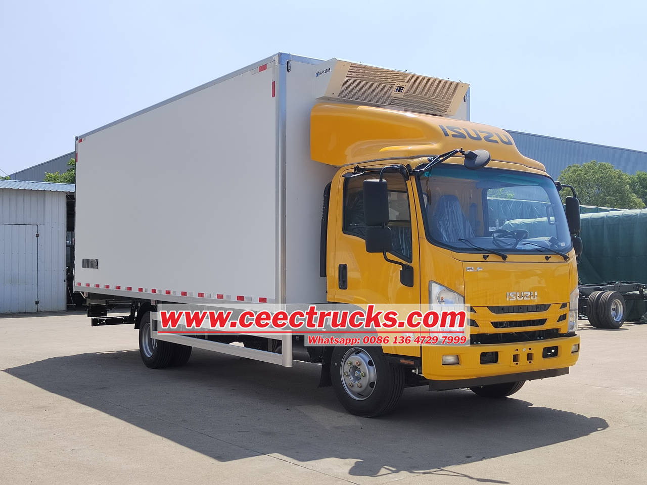 Features of Isuzu seafood refrigerated van truck