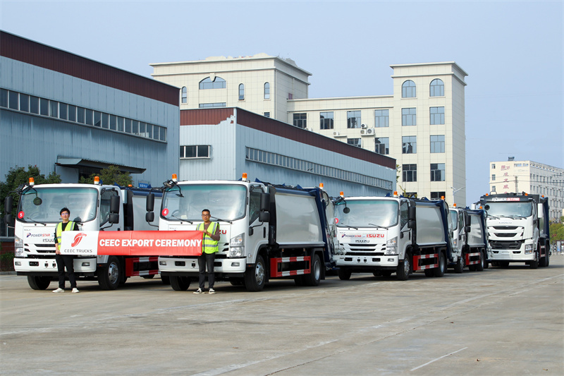 ISUZU GIGA back loader garbage truck