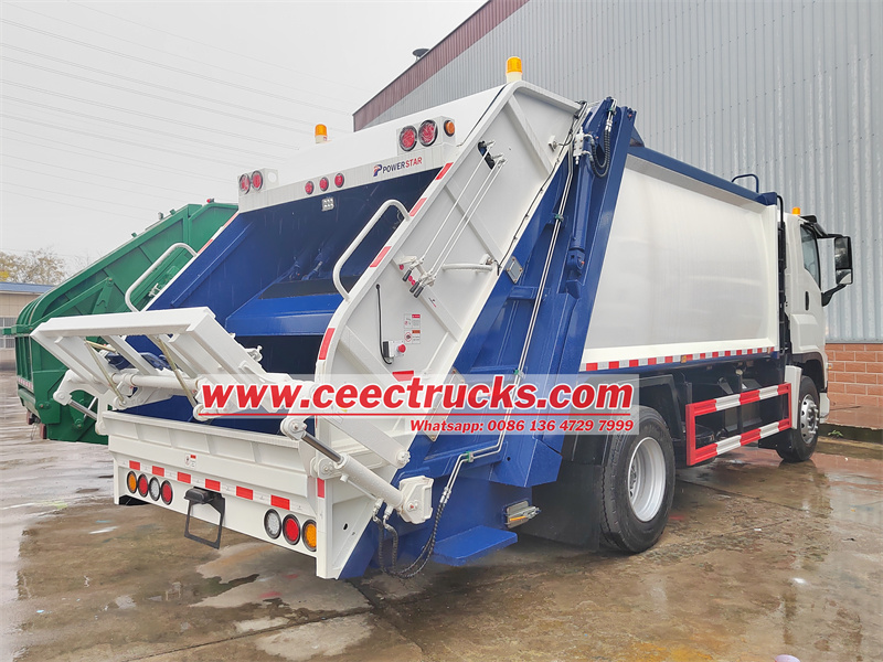 ISUZU GIGA 5X refuse compactor truck