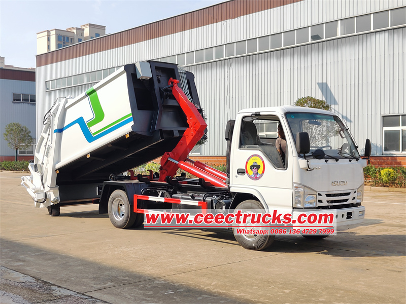 Isuzu hook loader truck mounted garbage compactor