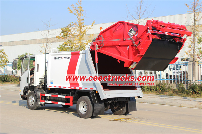 ISUZU ELF garbage compactor truck