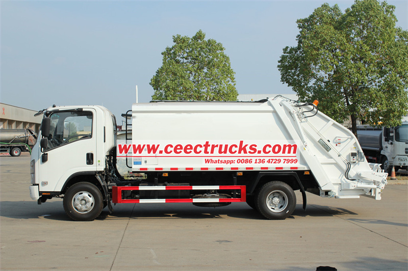 ISUZU KV800 garbage compactor truck