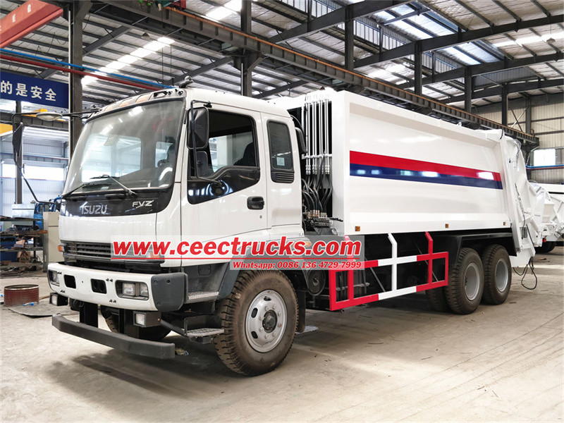 Isuzu 300 Hp engine waste compactor vehicle