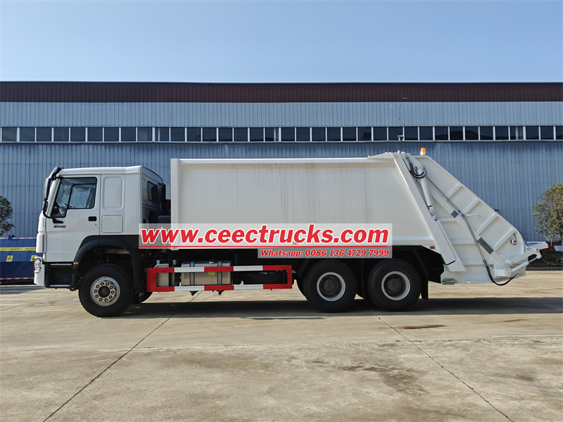 HOWO heavy-duty garbage rear loader