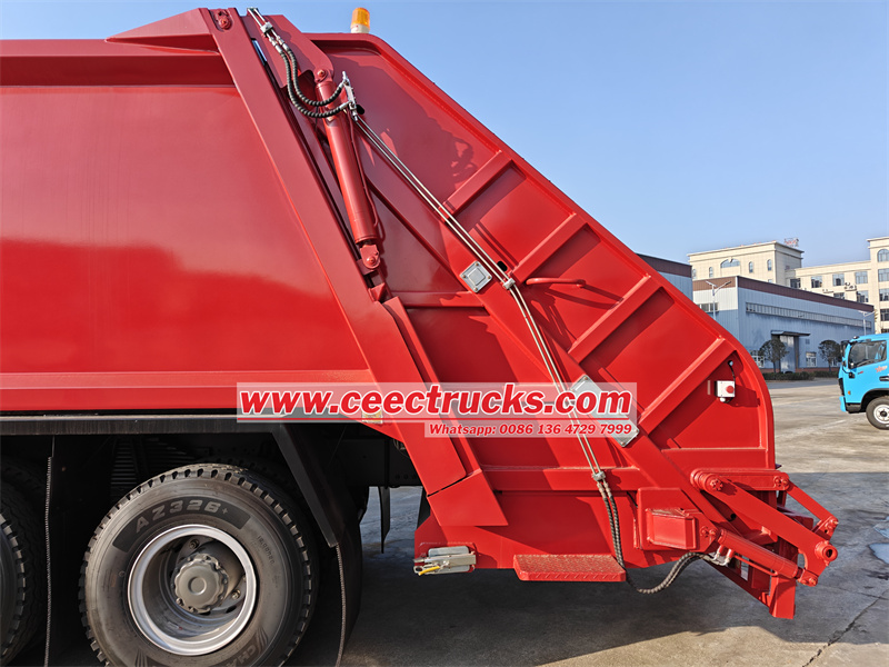 Howo 20CBM garbage rear loader truck