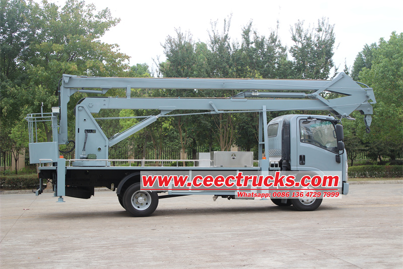 Isuzu folding arm aerial work vehicle