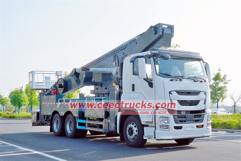 ISUZU GIGA 56m aerial platform truck