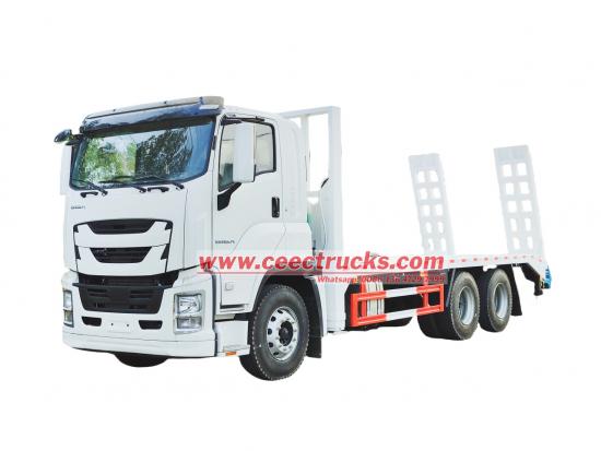 Isuzu giga Excavator Transport Stock Photos