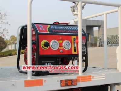 Isuzu FTR 2000 gallon water bowser truck