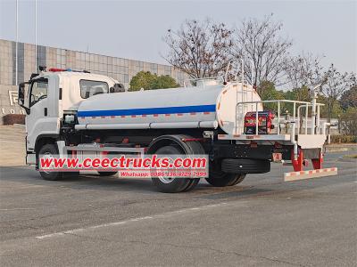 Isuzu FTR 2000 gallon water bowser truck