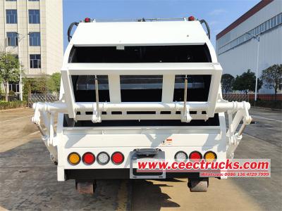 Isuzu 7 cbm hook lift compactor truck