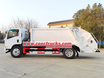 Isuzu 8 cbm rear loader recycling truck