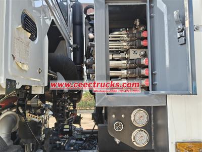 HOWO 20 cbm garbage compactor truck