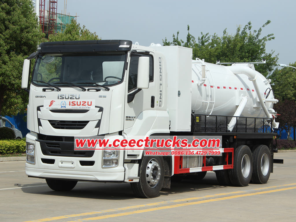 What are the common types of ISUZU vacuum tank trucks?