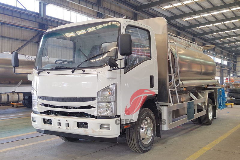 Isuzu ELF right hand drive aluminum alloy fuel tank truck